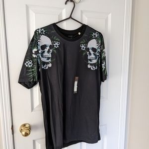 Guess XL T-shirt, Unworn